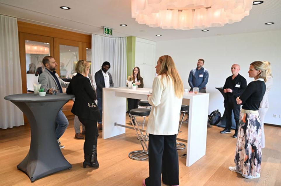 Perfekter Meetingraum nähe Rüschlikon.