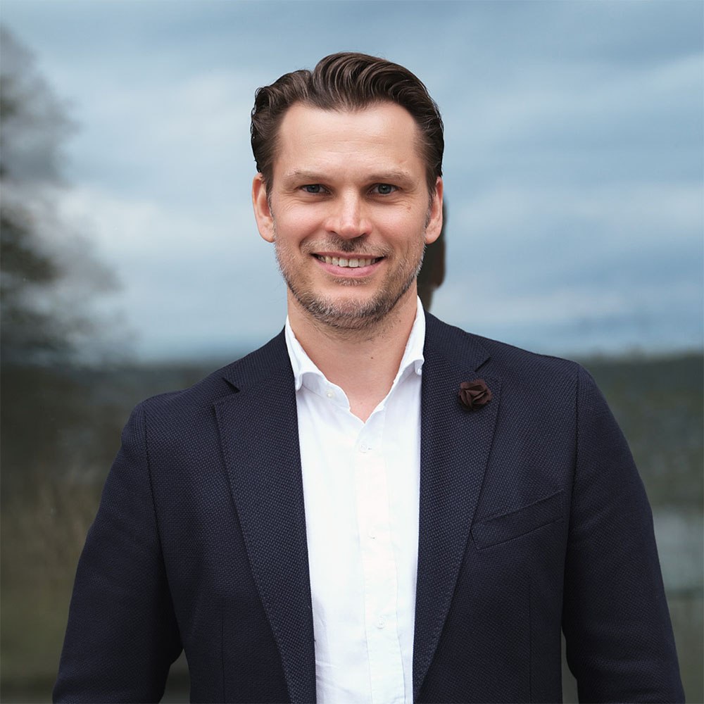 Dr. Johannes C. Bauer