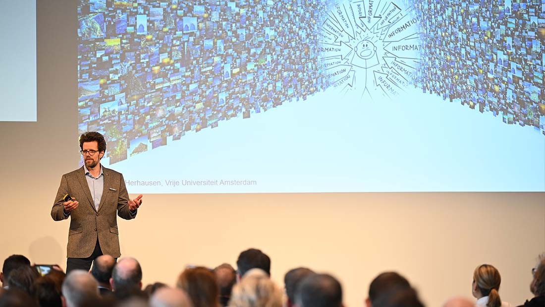 Dennis Herhausen Dennis Herhausen